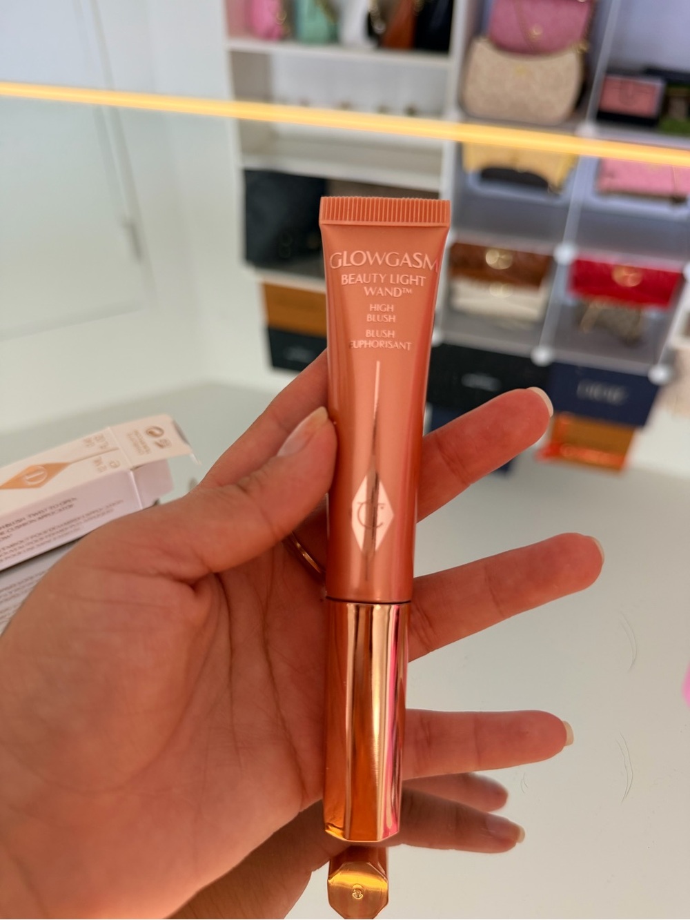 Charlotte Tilbury Glowgasm Beauty Light Wand Blush - Peach Coral